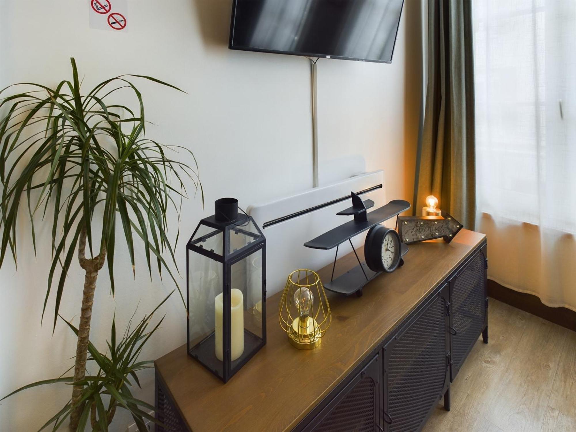 Studio Deschainets Troyes Gare Et Centre Historique Екстериор снимка